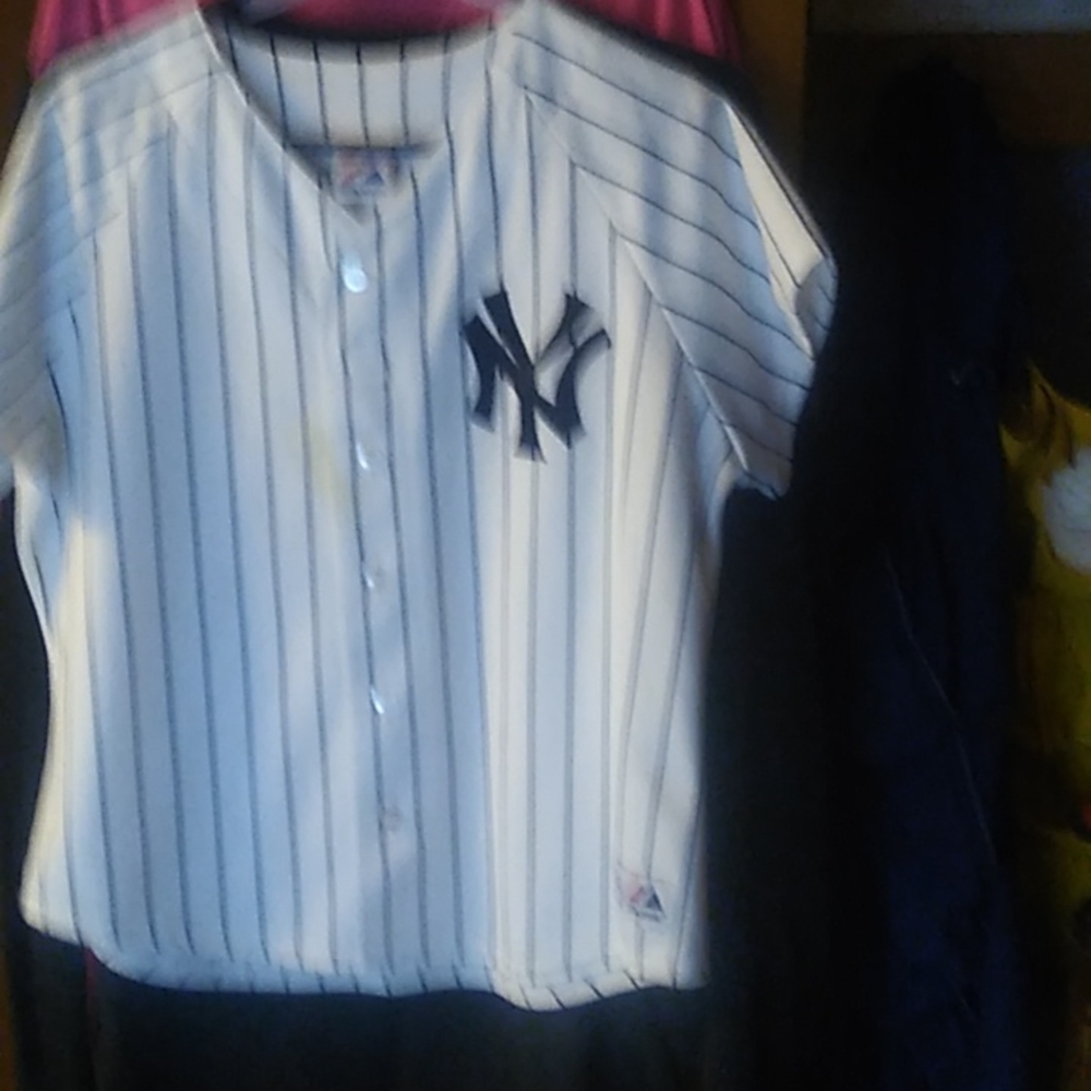 N.y. Yankees shirt